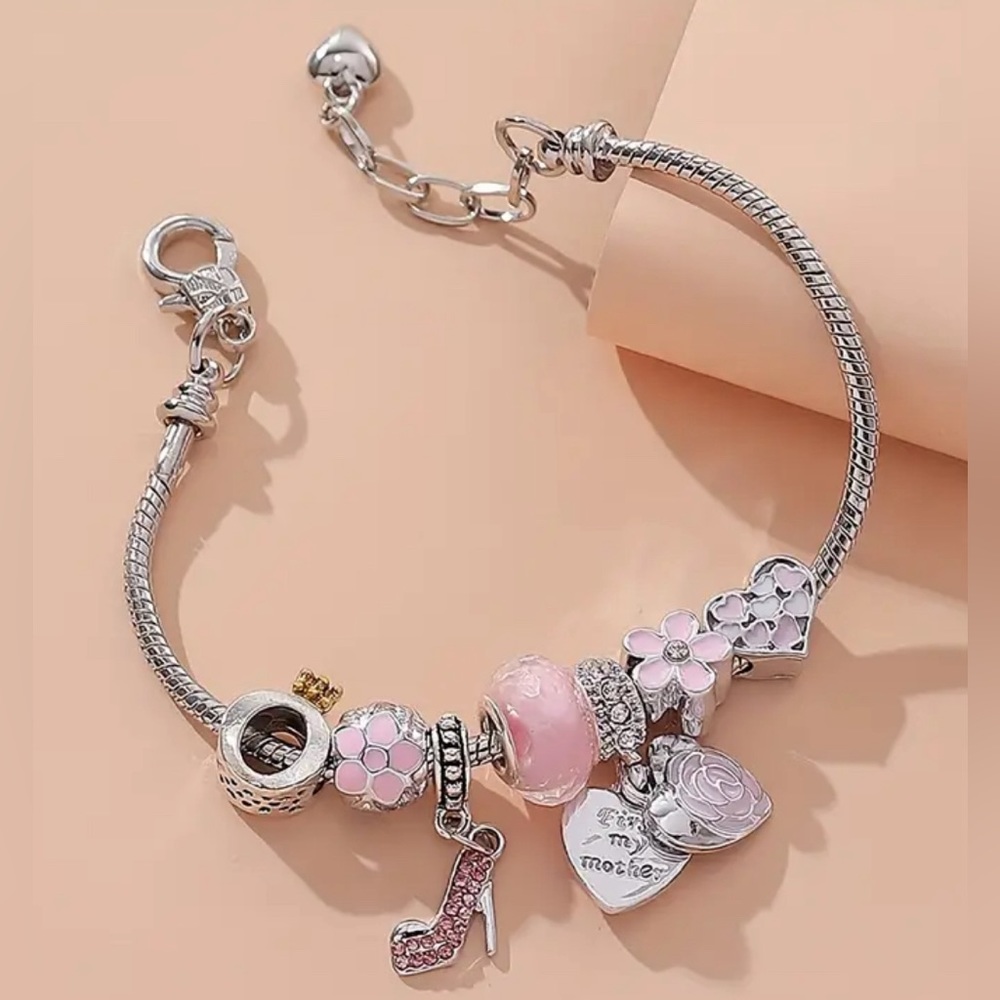 Stainless steel Mother’s Day bracelet with flowers and hearts NWT and BNIB
